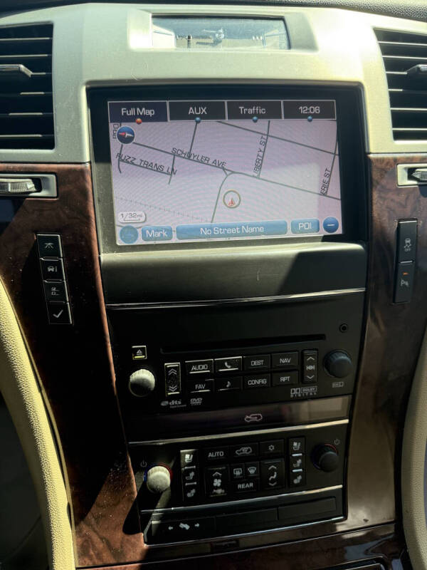 2013 Cadillac Escalade Luxury