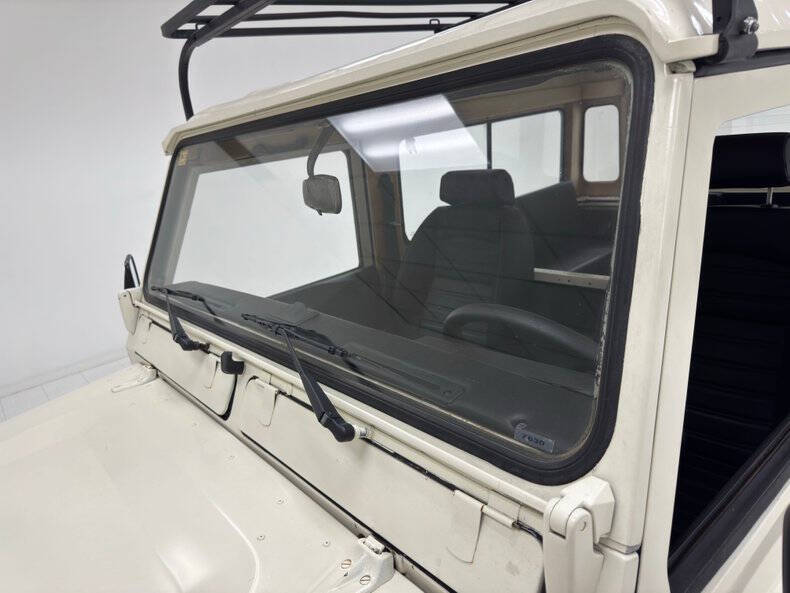 1987 Land Rover Defender