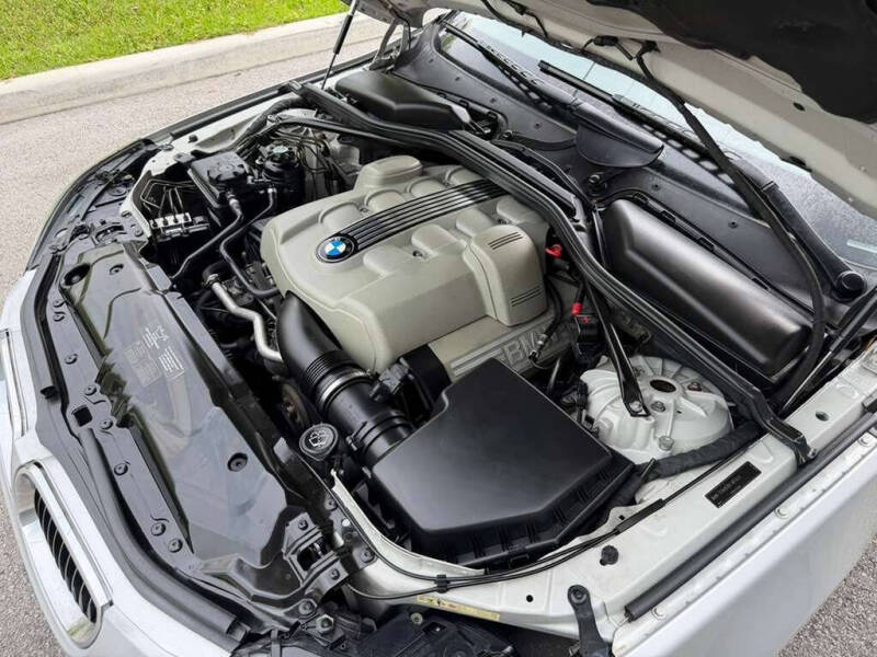 2004 BMW 5 Series 545i