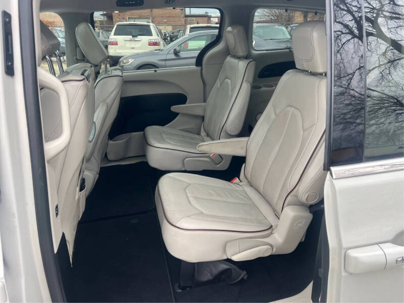 2017 Chrysler Pacifica Limited