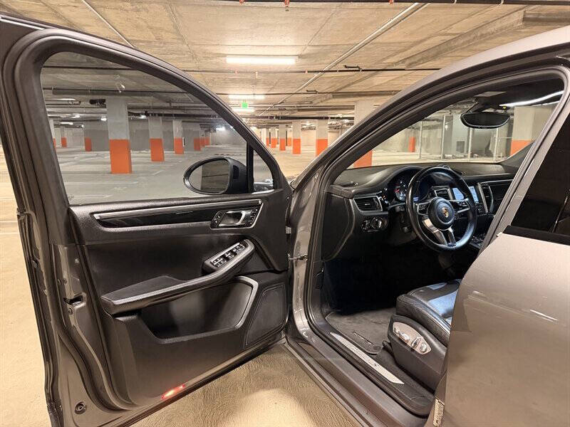 2016 Porsche Macan S