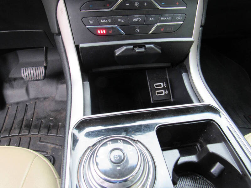 2019 Ford Edge SEL