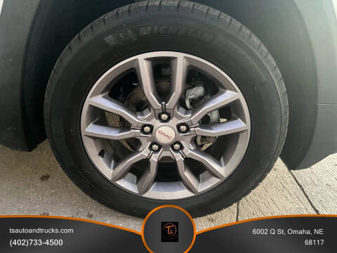 2023 GMC Terrain SLT