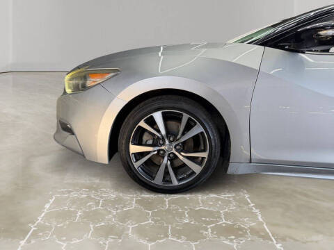 2017 Nissan Maxima