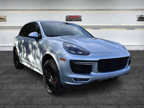 2016 Porsche Cayenne GTS