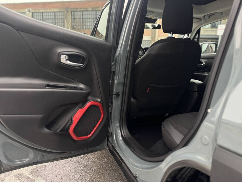 2016 Jeep Renegade Trailhawk