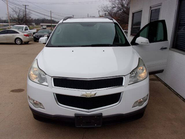 2009 Chevrolet Traverse 1LT photo 12