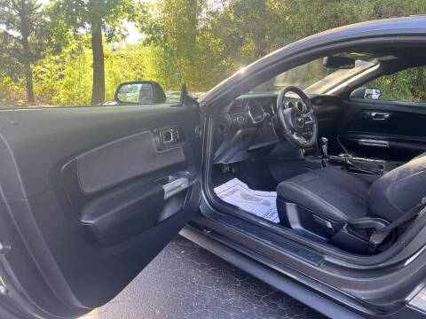 2016 Ford Mustang V6