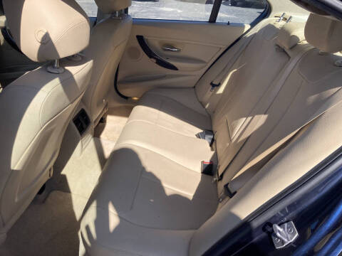 2015 BMW 3 Series 320i