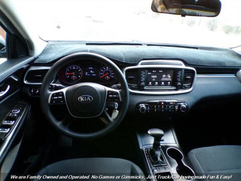 2020 Kia Sorento LX