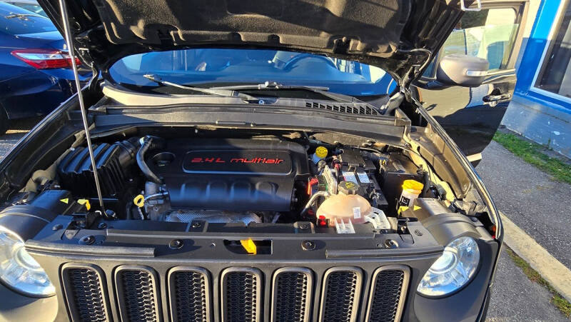 2017 Jeep Renegade Trailhawk