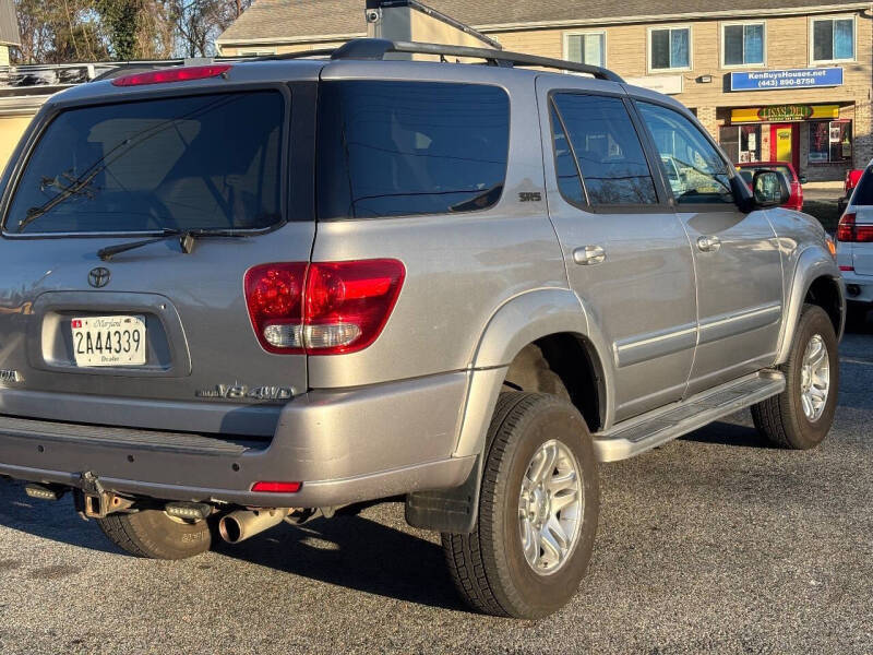 2005 Toyota Sequoia SR5