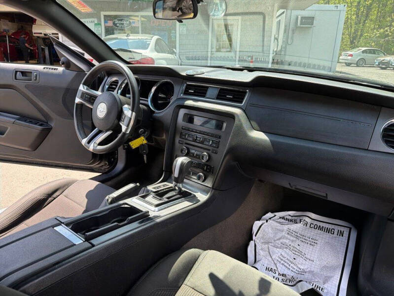 2014 Ford Mustang V6