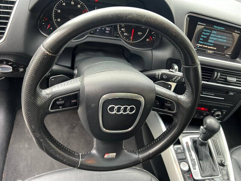2012 Audi Q5 3.2 quattro Premium Plus