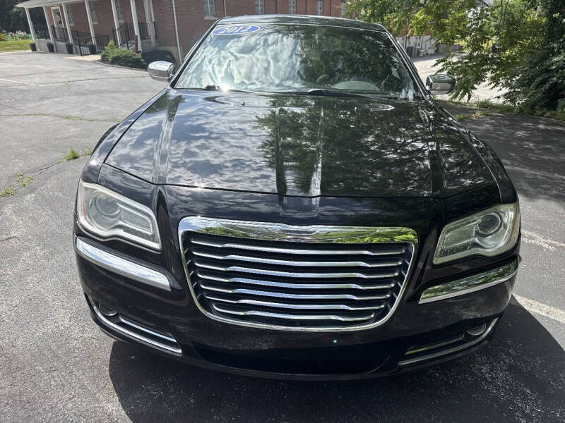 2012 Chrysler 300 C