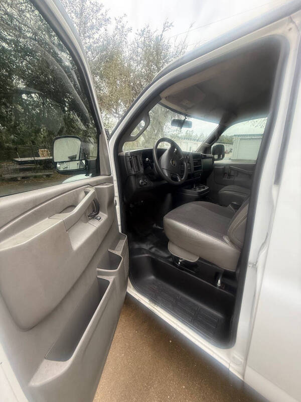 2019 Chevrolet Express 2500