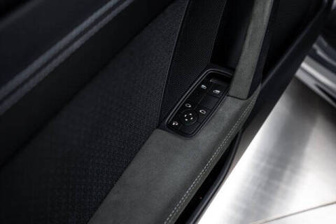 2025 Porsche 911 Carrera 4 GTS