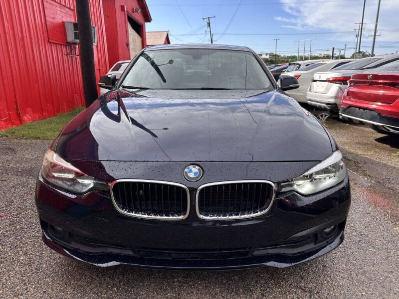 Used 2016 BMW 3 Series 320i with VIN WBA8A9C59GK618778 for sale in Garland, TX
