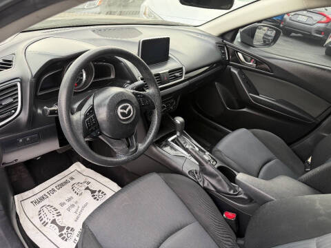 2016 Mazda MAZDA3 i Sport