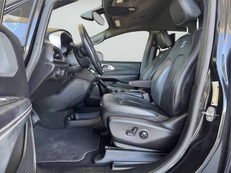 2019 Chrysler Pacifica Touring L Plus