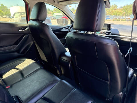 2017 Mazda MAZDA3 Touring