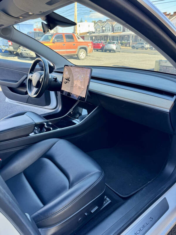 2019 Tesla Model 3 Long Range