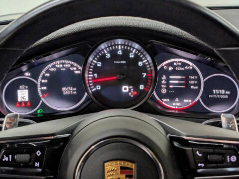 2022 Porsche Panamera 4