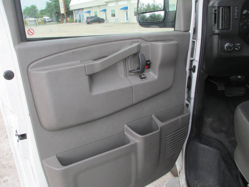 2020 Chevrolet Express 2500