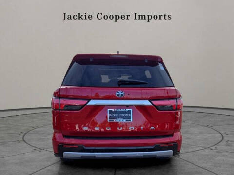 2023 Toyota Sequoia Capstone