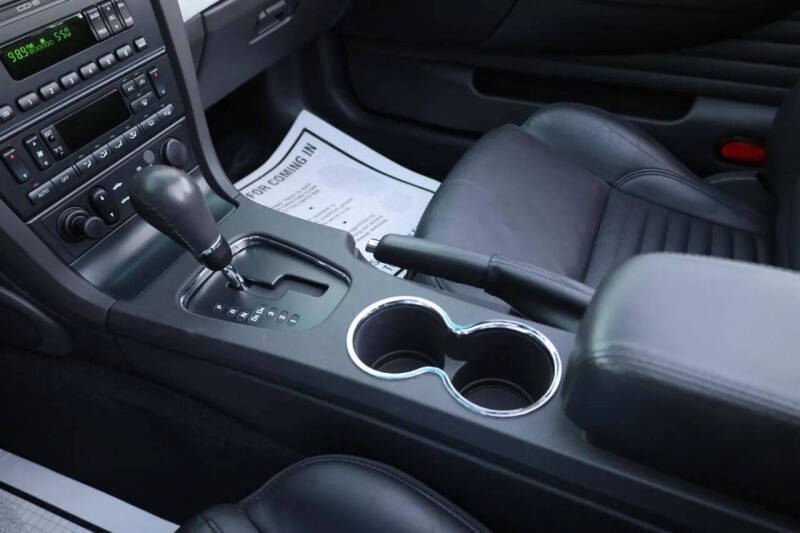 2002 Ford Thunderbird Deluxe
