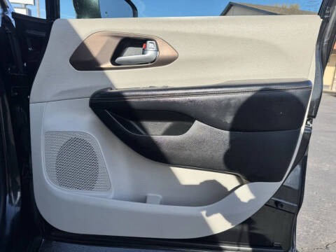 2019 Chrysler Pacifica Touring L