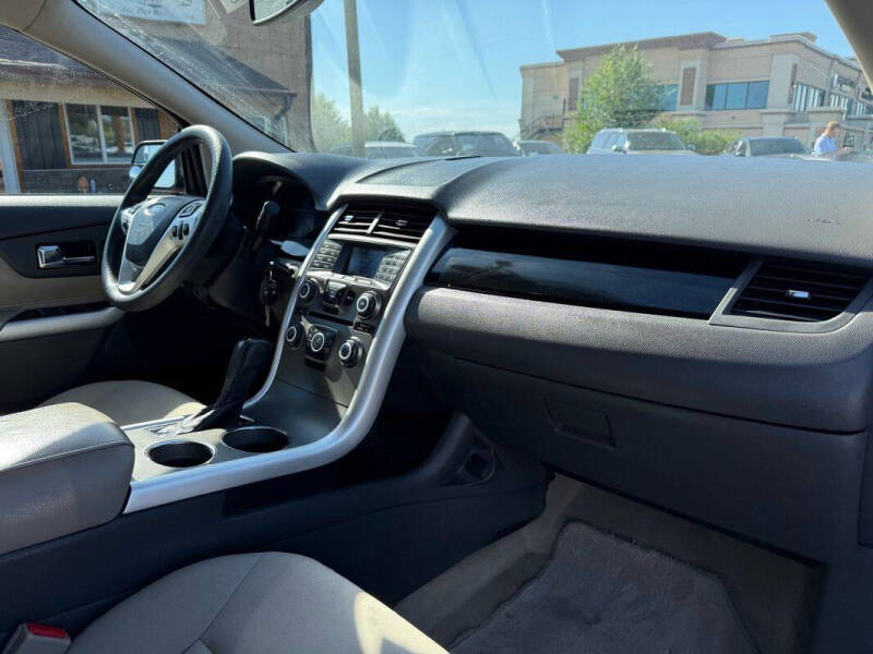 2011 Ford Edge SE