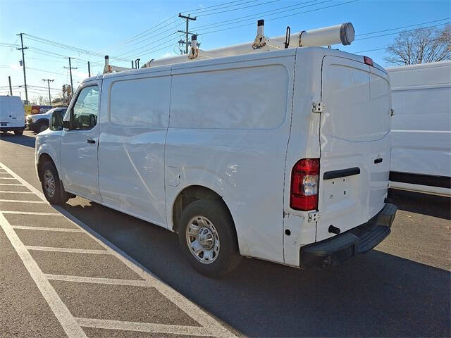 2017 Nissan NV 2500 HD SV
