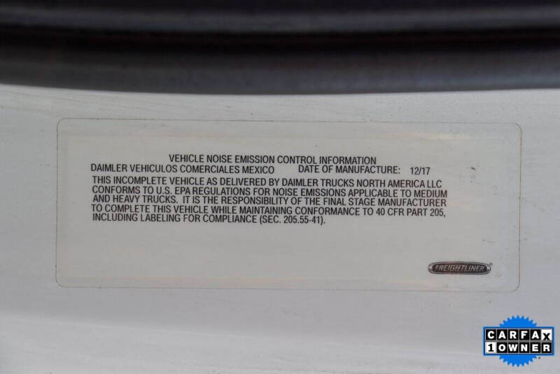 2018 Freightliner M2 106