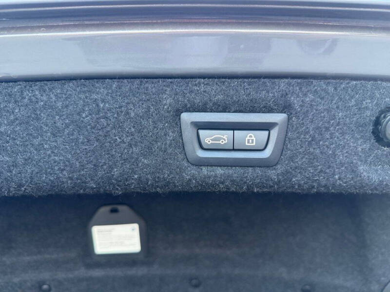 2022 BMW 5 Series 530e