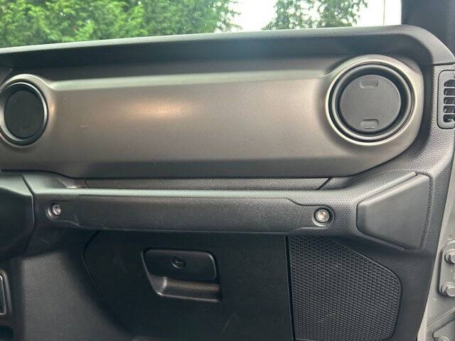 2021 Jeep Gladiator Sport S