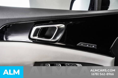 2024 Kia Carnival SX