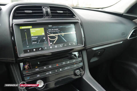 2018 Jaguar F-PACE S