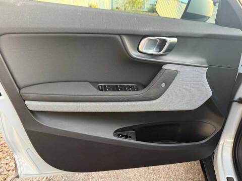 2022 Polestar 2 Long Range Dual Motor