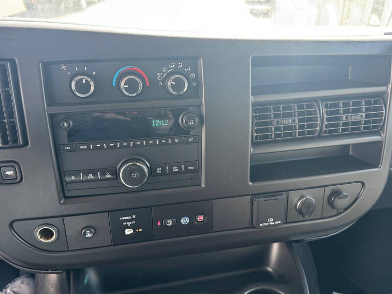 2019 Chevrolet Express 2500