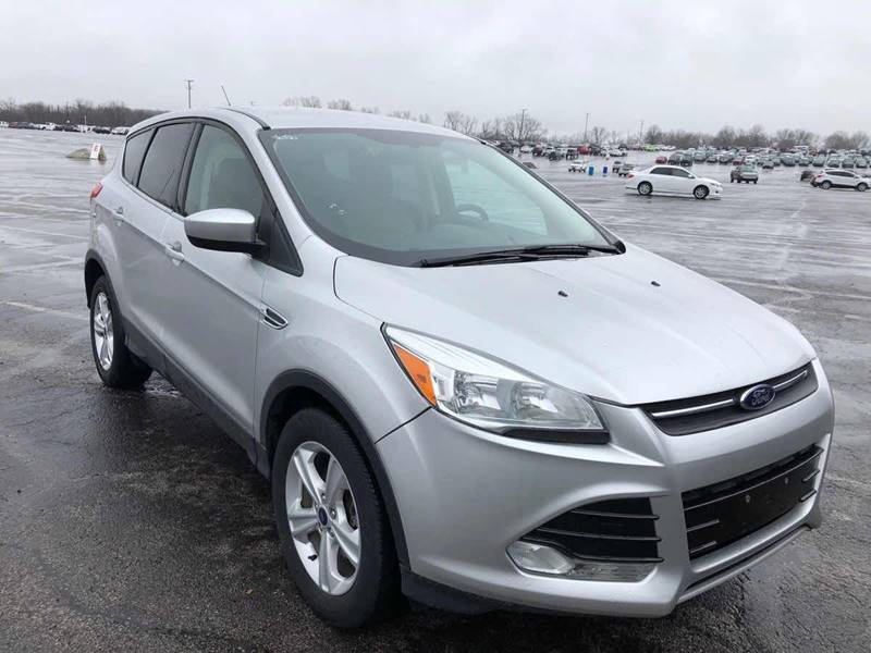 2015 Ford Escape SE's photo