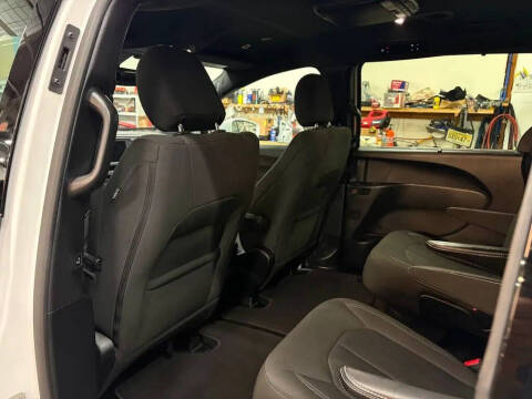 2019 Chrysler Pacifica Touring Plus
