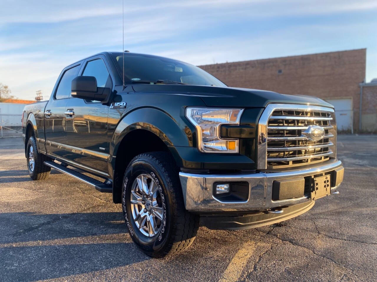 2016 Ford F-150 for sale at Ideal Cars LLC in Skokie, IL