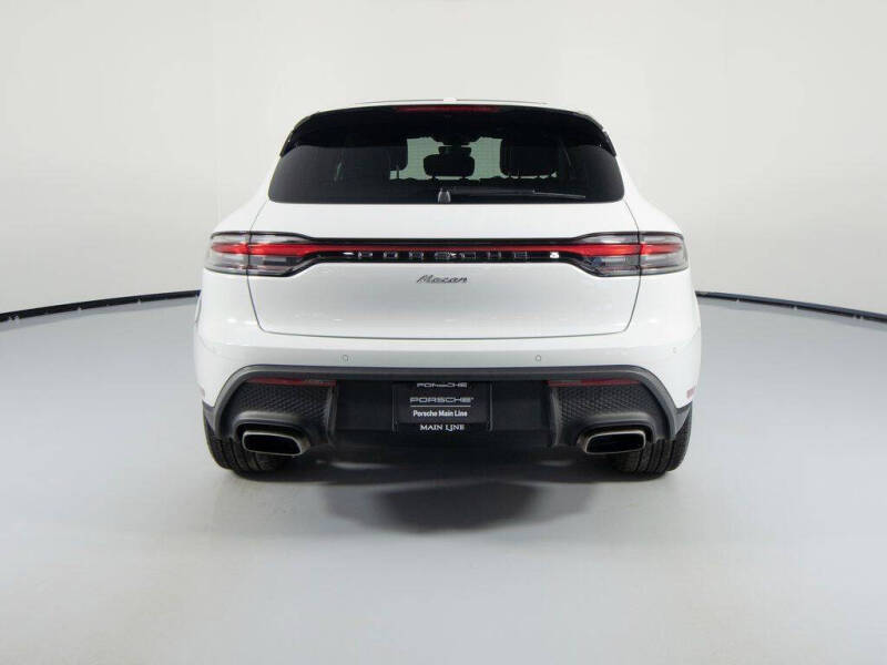 2025 Porsche Macan