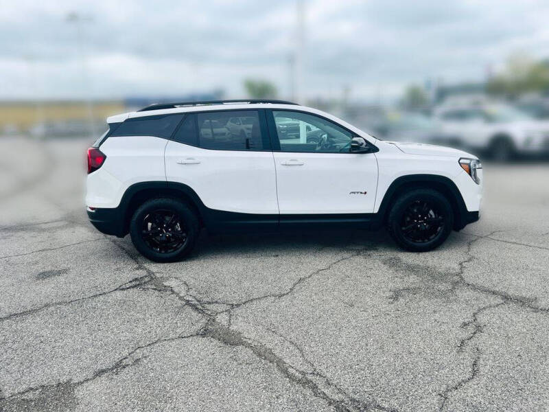 2023 GMC Terrain AT4