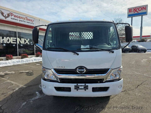 2019 Hino 195