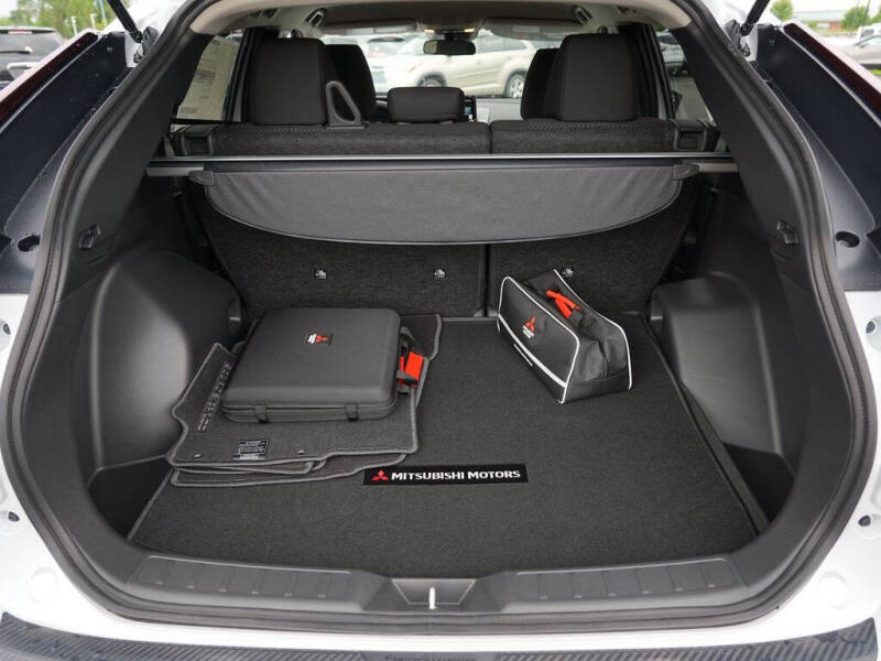 2026 Mitsubishi Eclipse Cross LE