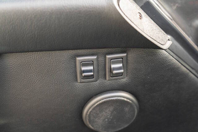 1992 Porsche 911 24