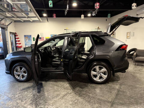 2021 Toyota RAV4 Hybrid XLE Premium