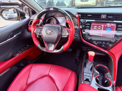 2020 Toyota Camry XSE